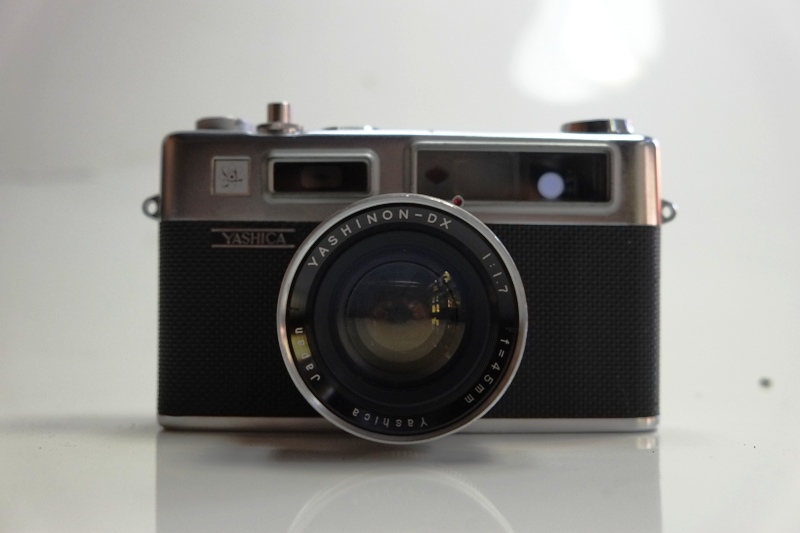 YASHICA ELECTRO 35 YASHINON-DX 45MM.F1.7