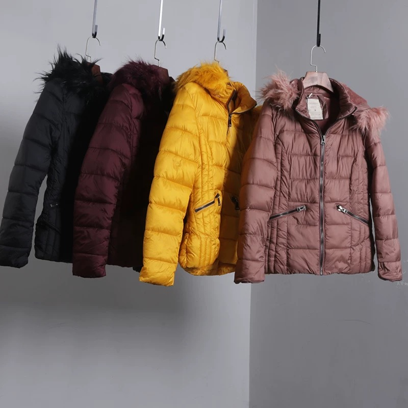 Quarry เสื้อกันหนาว เสื้อฮู้ดเฟอร์ บุนวมอุ่น แบรนด์ QUARRY (padded puffer coat) ชมพูนู้ด