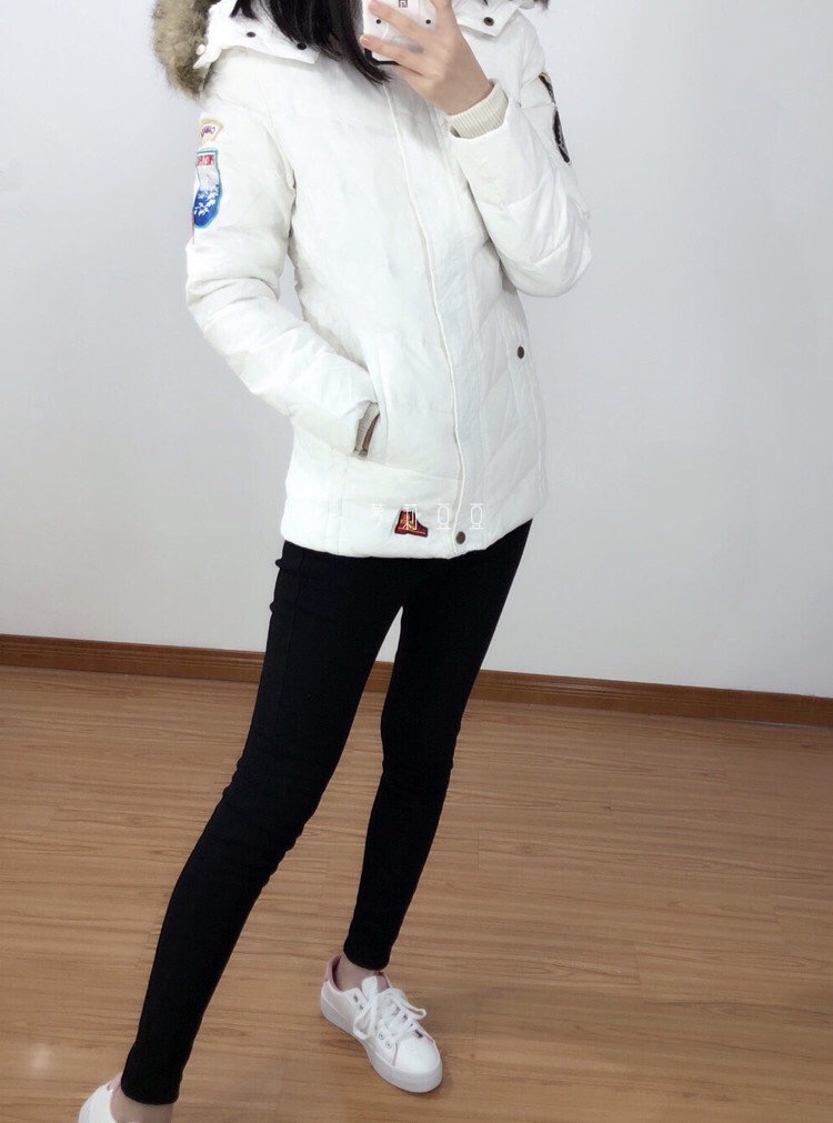 Lefties เสื้อโค้ทกันหนาว ขนเป็ด กันหนาวฮูทเฟอร์ ขนเป็ดสีขาว แบรนด์แคนาดา LEFTIES Outwear แท้ 100%ฮูท&เฟอร์ถอดได้ทุกจุดเลยคะ) งานสวย น่ารักมากคะ S/M/L ขาว