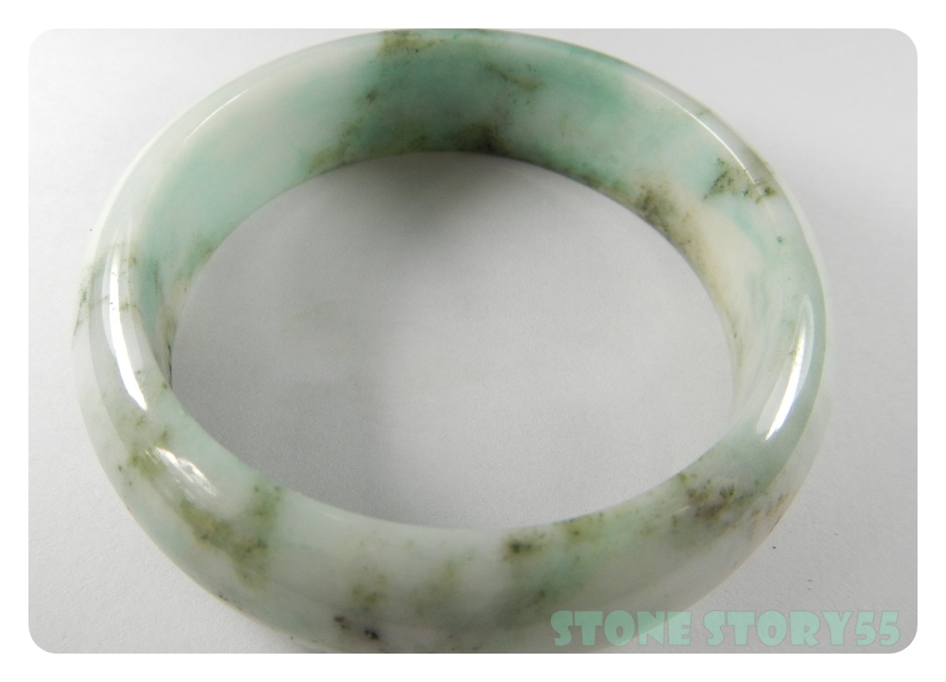 กำไลหยกพม่าแท้5.82