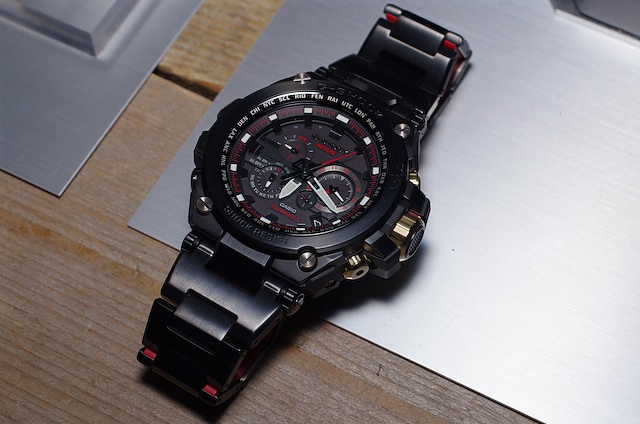 CASIO G-SHOCK นาฬิกาข้อมือ นาฬิกากันน้ำ นาฬิกาของแท้ ประกันศูนย์ CMG 1 ปี รุ่น MTG-S1000BD-1A นาฬิกาสีดำ