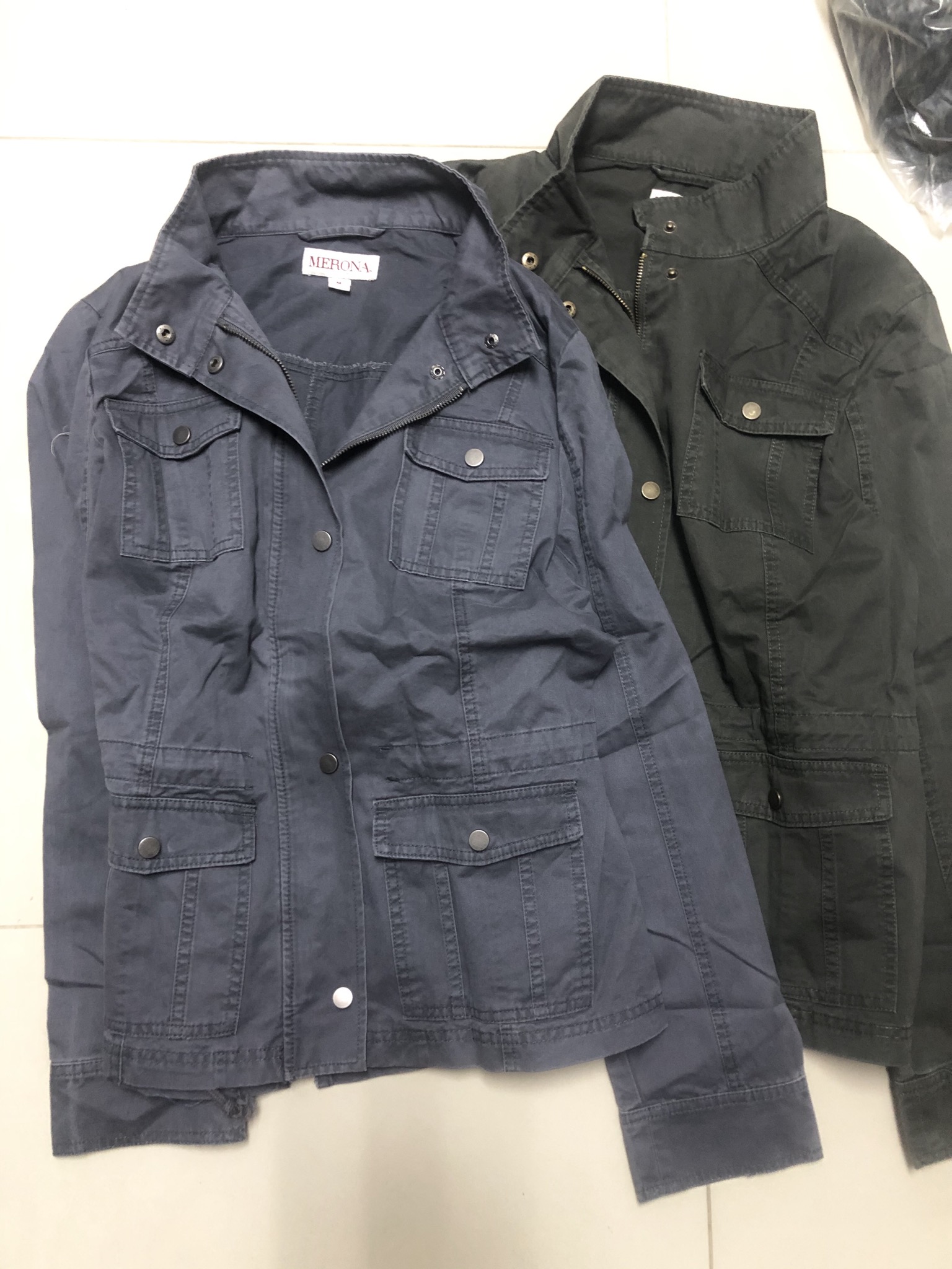 Merona เสื้อเขียวทหาร เสื้อนอกแนวทหาร แพทเทินสวย เท่ห์มาก แบรนด์ MERONAคะ Size S/M/L/XL เขียว