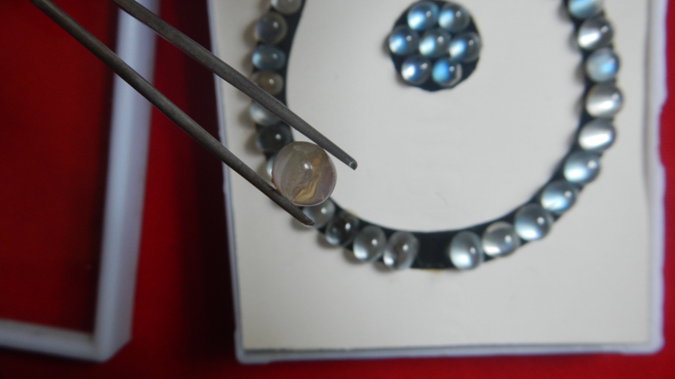 มูนสโตน ยกชุด