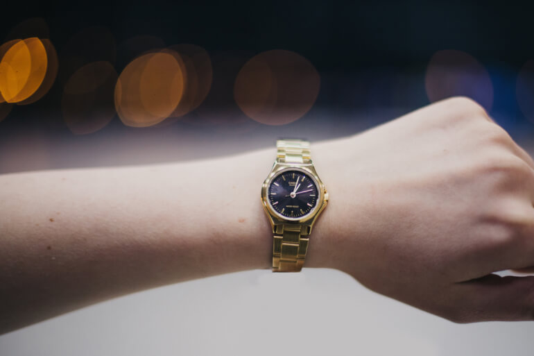 CASIO MID YEAR SALE นาฬิกาคาสิโอ พร้อมส่ง นาฬิกาข้อมือ นาฬิกากันน้ำ นาฬิกาของแท้ BTS ประกันศูนย์ CMG 1 ปี รุ่น LTP-1130N-1A นาฬิกาสีทอง