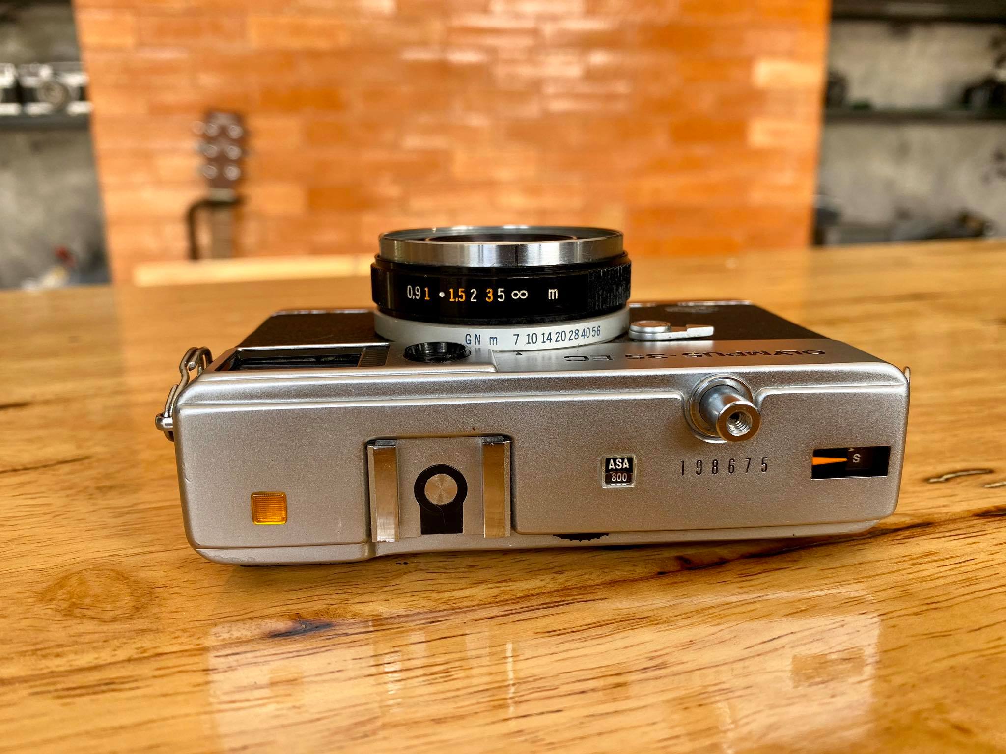 OLYMPUS 35 EC