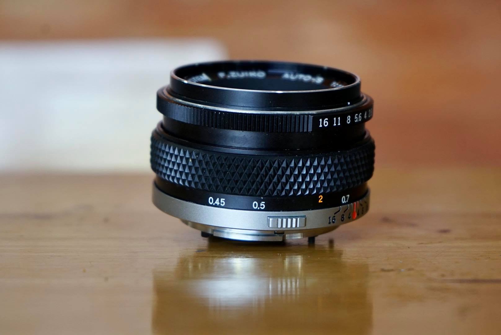 OLYMPUS OM-SYSTEM F. ZUIKO AUTO. S 50MM. F1.8 OM MOUNT