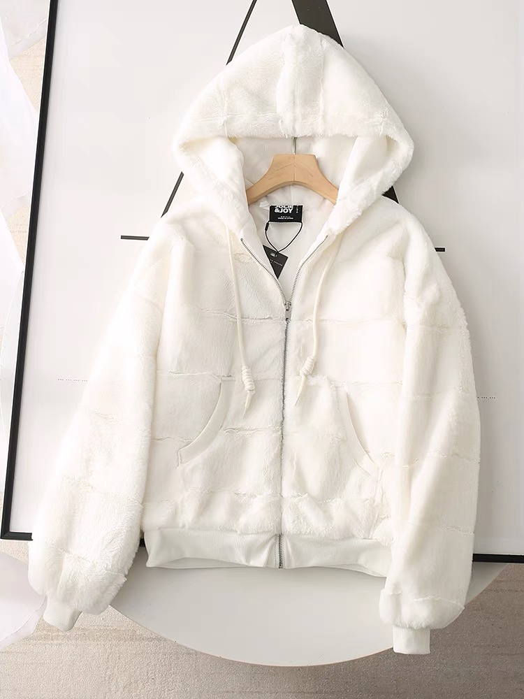 เสื้อเฟอร์กันหนาว หมวกฮู้ด เสื้อขน Fluffy coat แบรนด์ JOLIES & JOY ดำ
