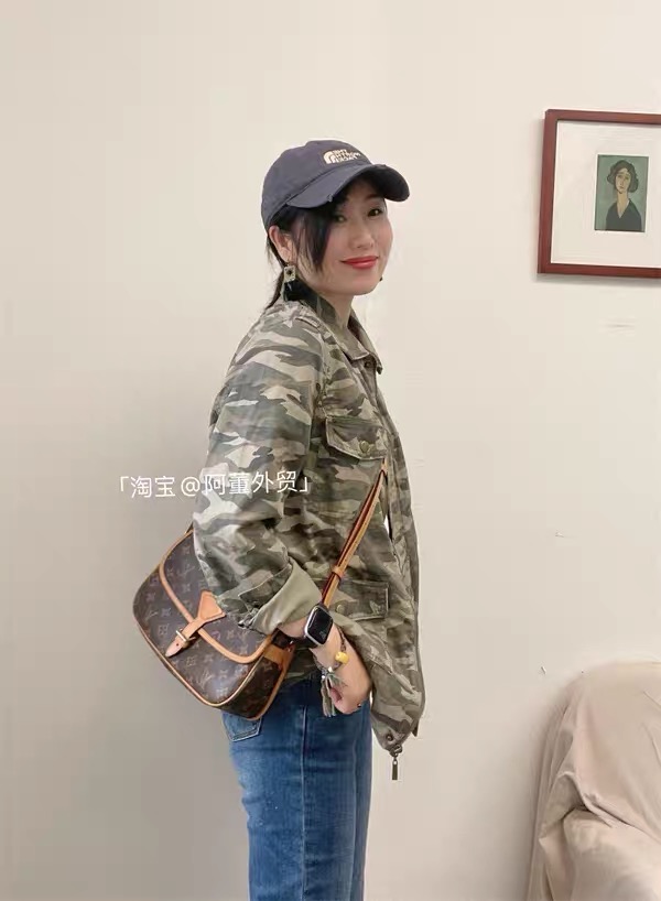 Mudd เสื้อทหาร เสื้อแจ็คเก็ตลายพราง เสื้อนอกแนวทหาร แพทเทินสวย เท่ห์มาก แบรนด์ MUDD คะ สำเนา สำเนา สำเนา เขียว