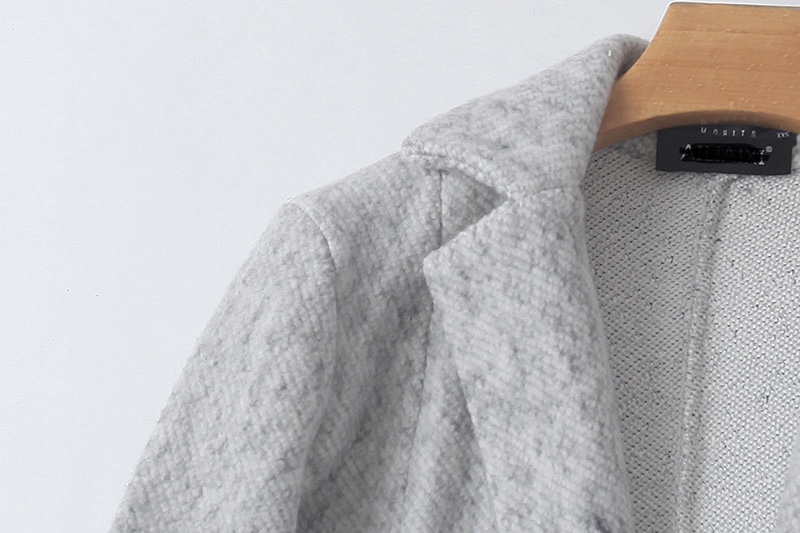 เสื้อโค้ท เสื้อกันหนาว เนื้อผ้าไหมพรม Knitting สีเทา แบรนด์ mohito