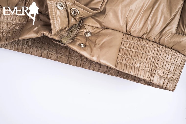 เสื้อกันหนาว ขนเป็ด แต่งหมวกฮูท MONCLER