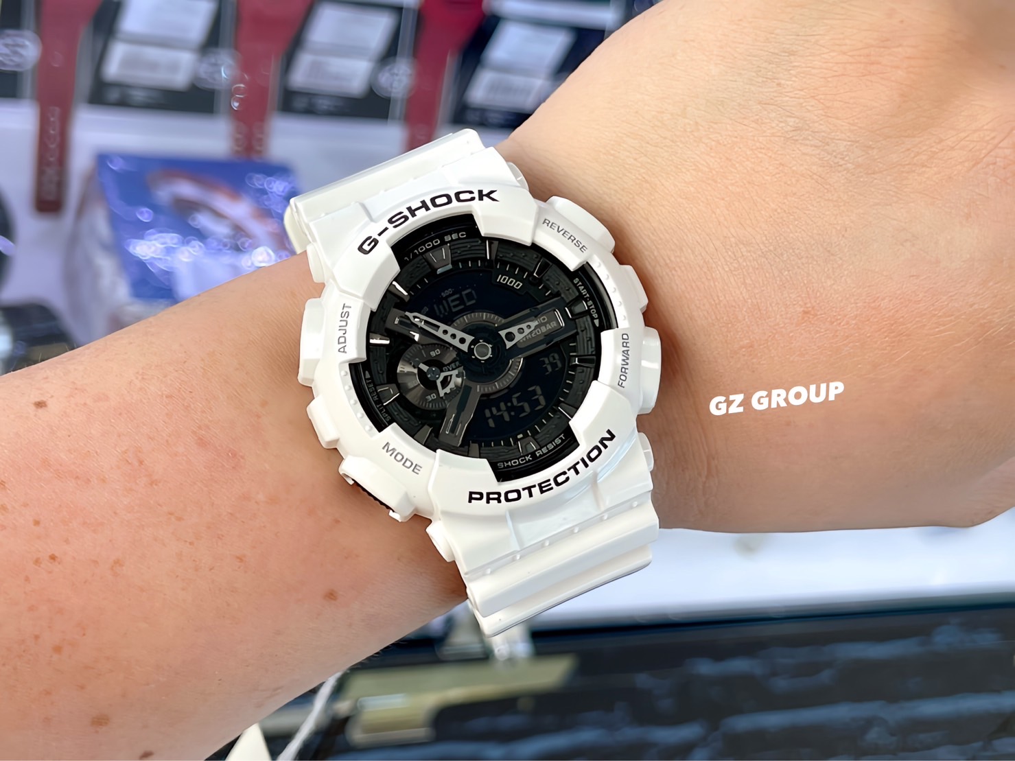 CASIO G-SHOCK นาฬิกาข้อมือ นาฬิกากันน้ำ นาฬิกาของแท้ ประกันศูนย์ CMG 1 ปี รุ่น GA-110GW-7A นาฬิกาสีขาว