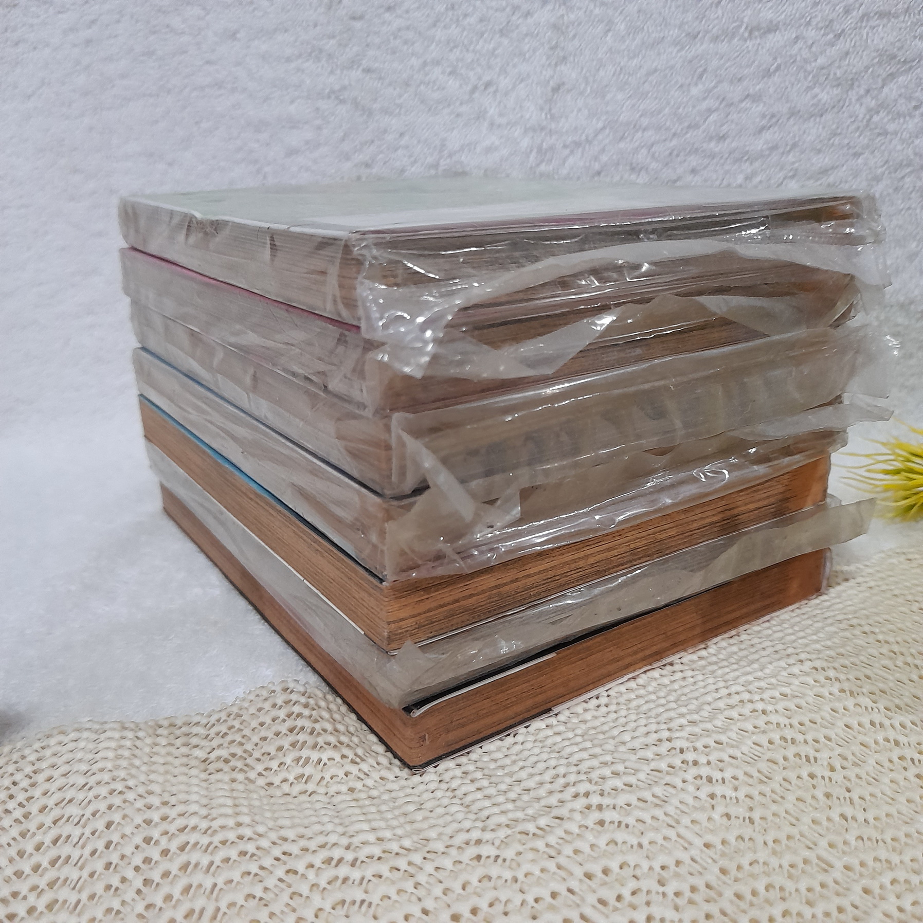 คู่ต่างเผ่ารวมพลังฟัด 1-5,7,9 ไม่จบ / *ขาดเล่ม 6,8,10