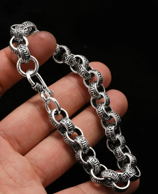 สร้อยข้อมือผู้ชาย เงินแท้ 925 สร้อยข้อมือ สไตล์วินเทจ ลวดลายเงินโบราณ ห่วงคล้องกัน แบบเท่ ๆ ใส่สวย 561192