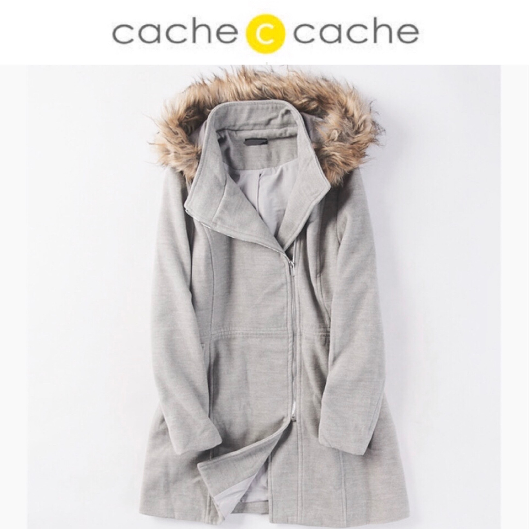CACHE CACHE เสื้อโค้ท เสื้อกันหนาว ฮู้ด เนื้อผ้าสักหลาดวูล แต่งขนเฟอร์ แบรนด์ CACHE CACHE เทา