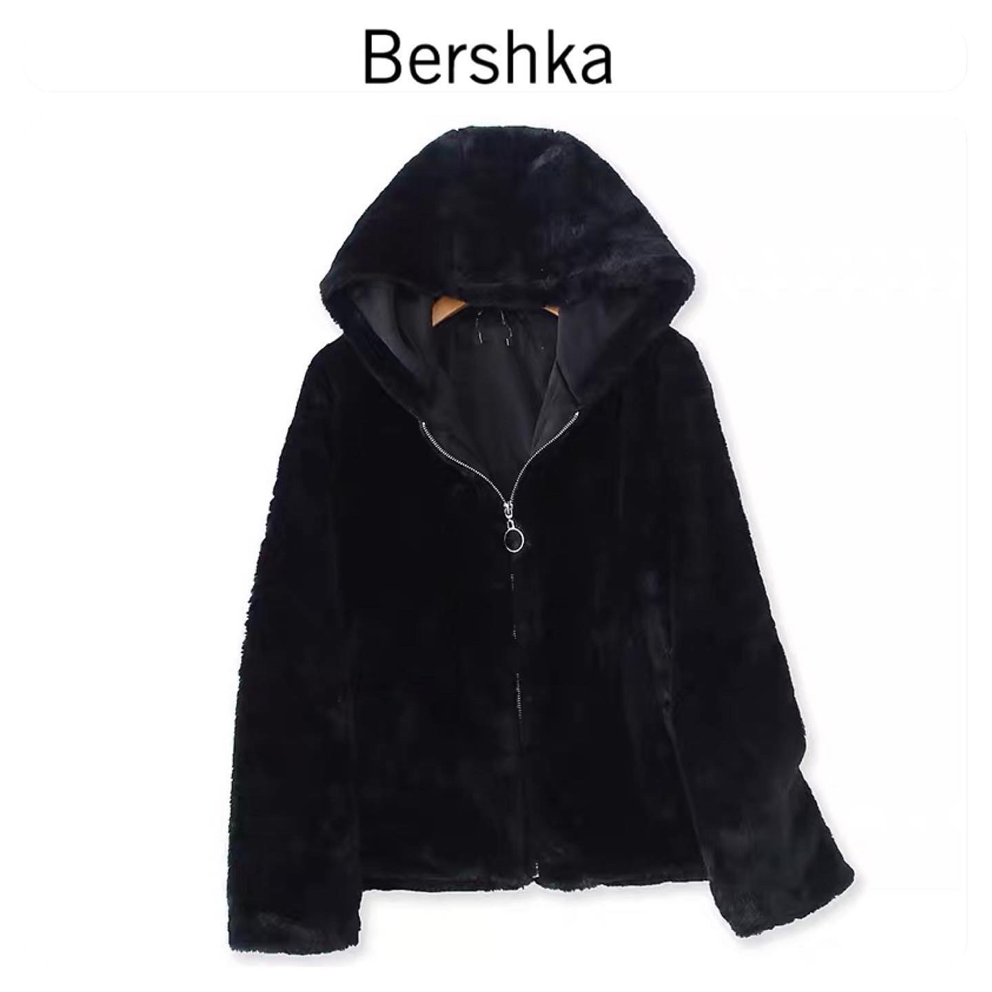 Bershka เสื้อเฟอร์กันหนาว หมวกฮู้ด เสื้อขน สีดำ แบรนด์ BERSHKA เนื้อนิ่ม นุ่มมากคะ สำเนา สำเนา สำเนา ดำ