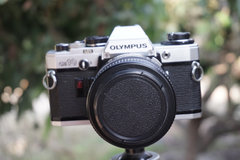 OLYMPUS OM-10 TAMRON TELE MACRO 35-70MM. F3.5-4.5