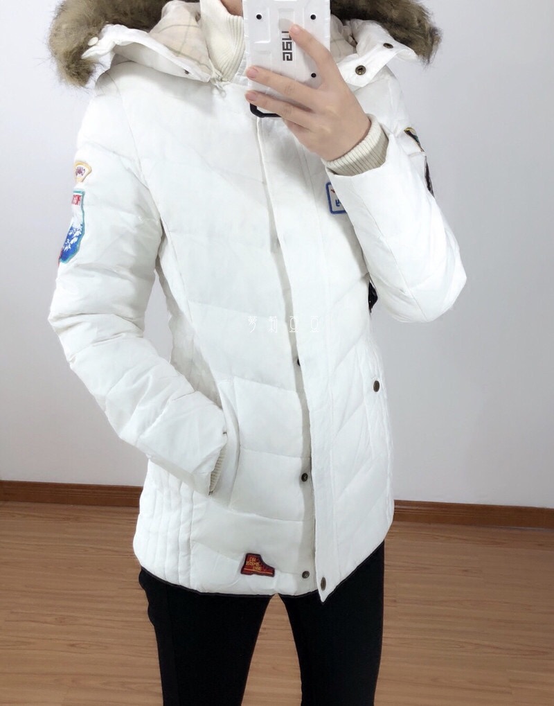 Lefties เสื้อโค้ทกันหนาว ขนเป็ด กันหนาวฮูทเฟอร์ ขนเป็ดสีขาว แบรนด์แคนาดา LEFTIES Outwear แท้ 100%ฮูท&เฟอร์ถอดได้ทุกจุดเลยคะ) งานสวย น่ารักมากคะ S/M/L ขาว