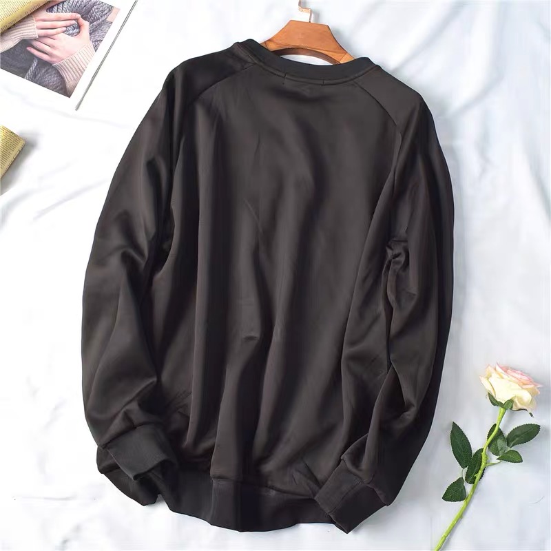 เสื้อวอร์ม เสื้อสเวตเตอร์ ปั๊มลาย เสื้อกันหนาว ทรง over size เนื้อละเอียด ดำ