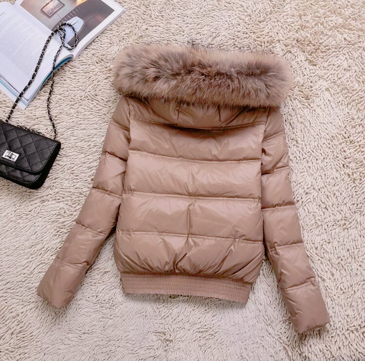 เสื้อกันหนาว ขนห่าน แต่งหมวกฮูท สีนูท ติดเฟอร์ปลายหมวก (ขนเฟอร์ถอดได้คะ) นูทกากี