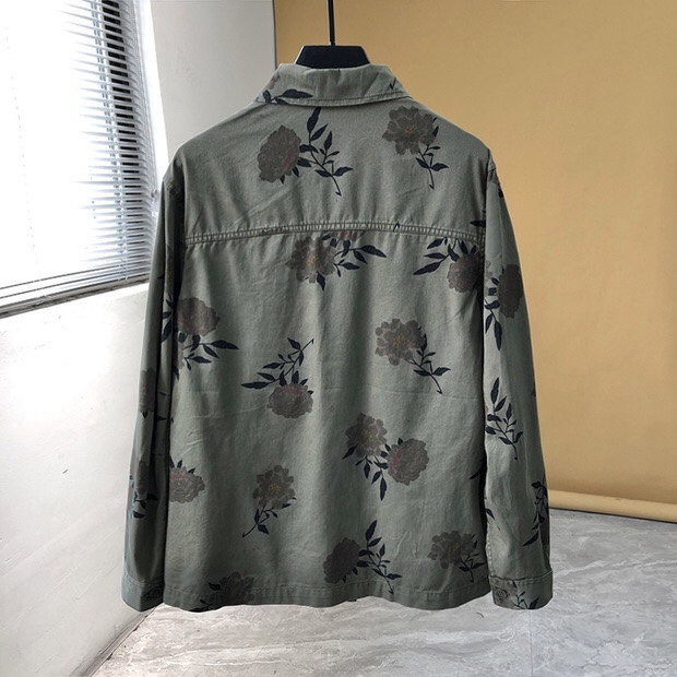 H&m เสื้อทหาร เสื้อเขียวทหาร ลายดอก เสื้อนอกแนวทหาร H&M (ตัดป้าย) แพทเทินสวย เท่ห์มาก คะ Size M สำเนา สำเนา เขียว