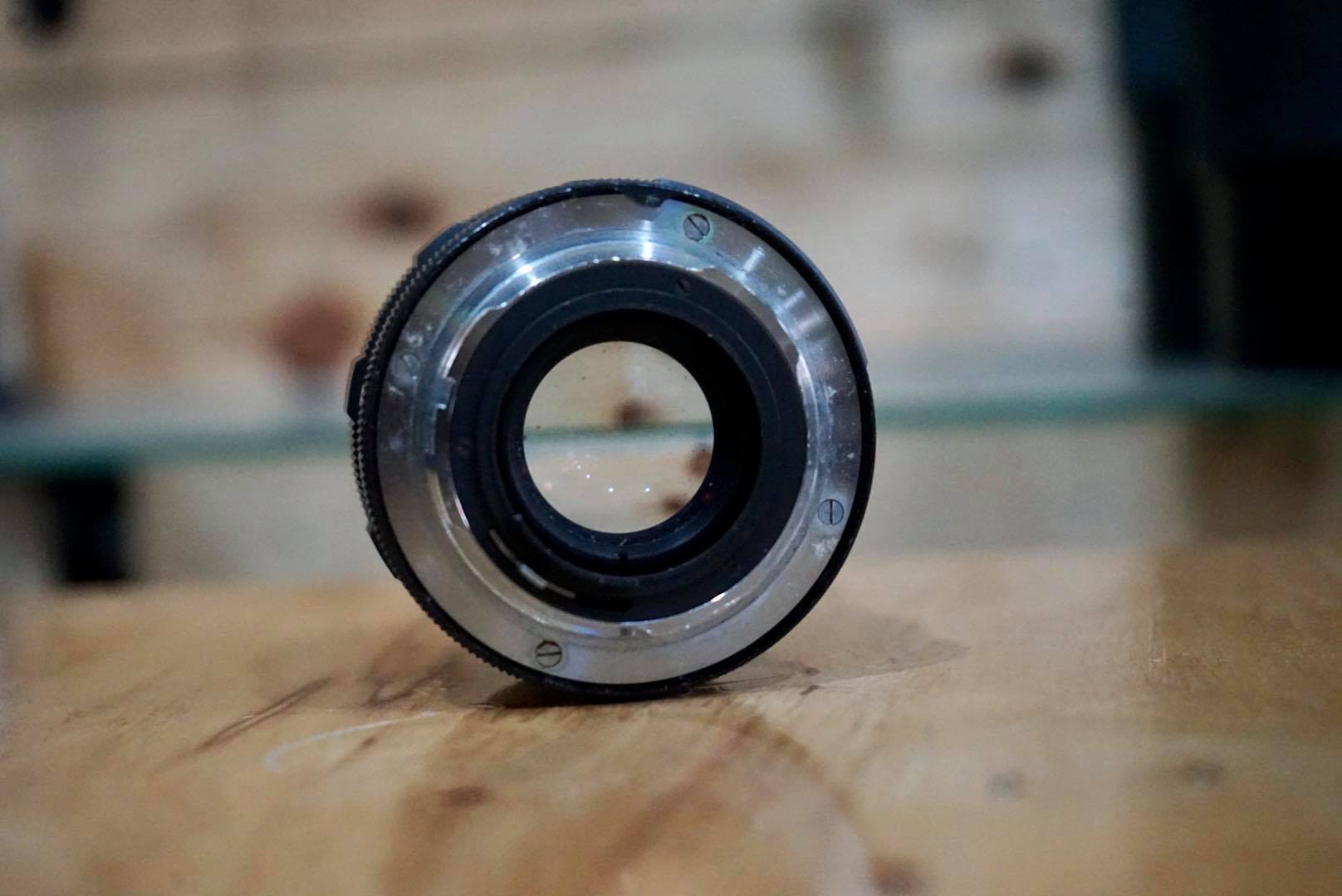 KONICA HEXANON AR 52MM. F1.8 AR MOUNT