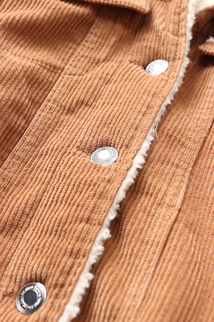 Bershka เสื้อกันหนาว เสื้อแจ็ค เนื้อลูกฟูก แต่งซับขนอุ่น สีขาวด้านใน แบรนด์ BESHKAงานสวย น่ารักมากคะ