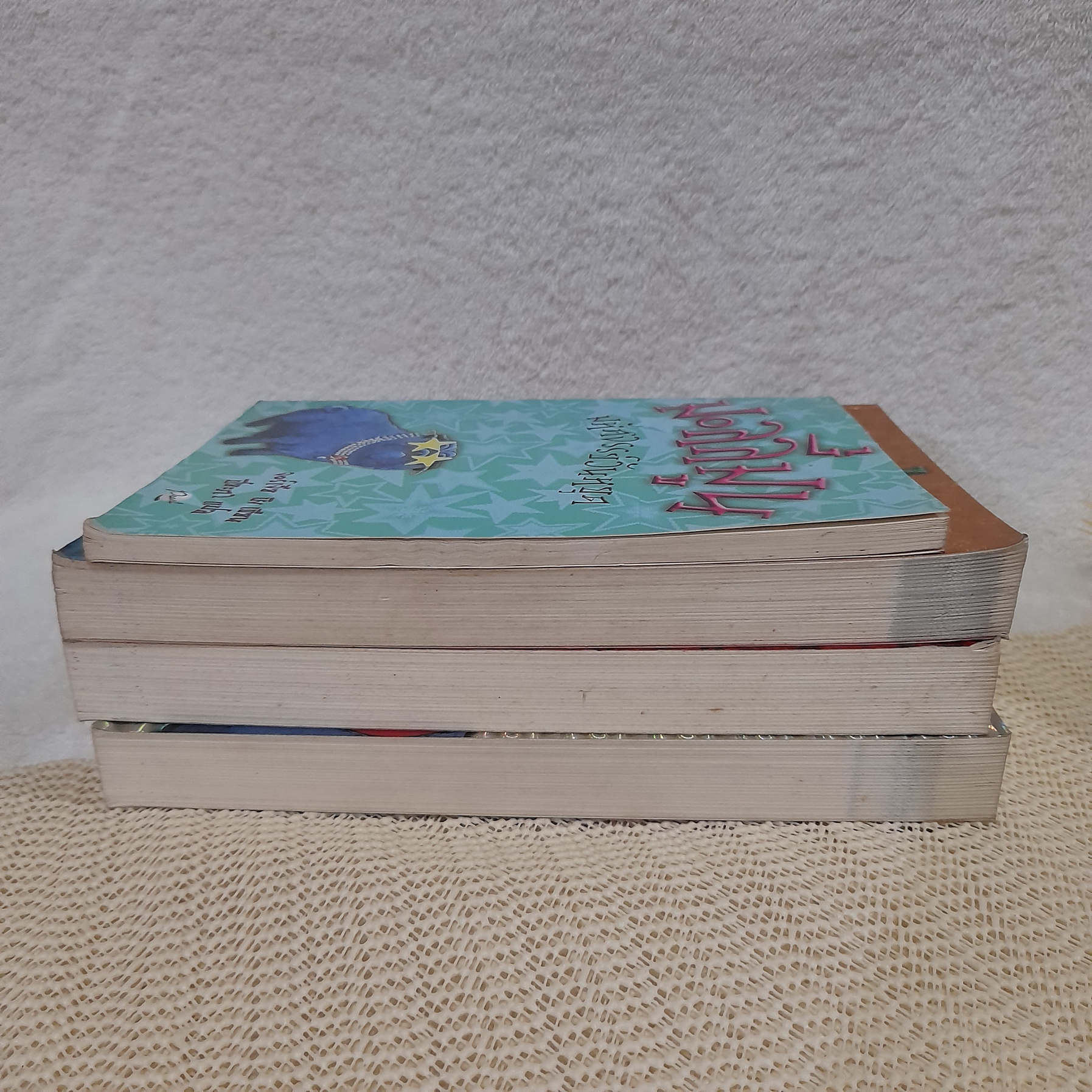 มอลลี่มูน (ขายแยกเล่ม)