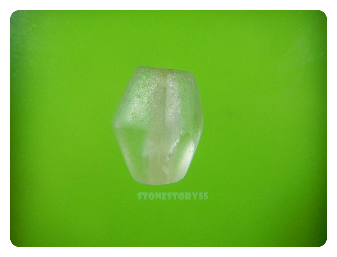 ลูกปัดกระบี่ น้ำค้าง(ขายแล้ว)