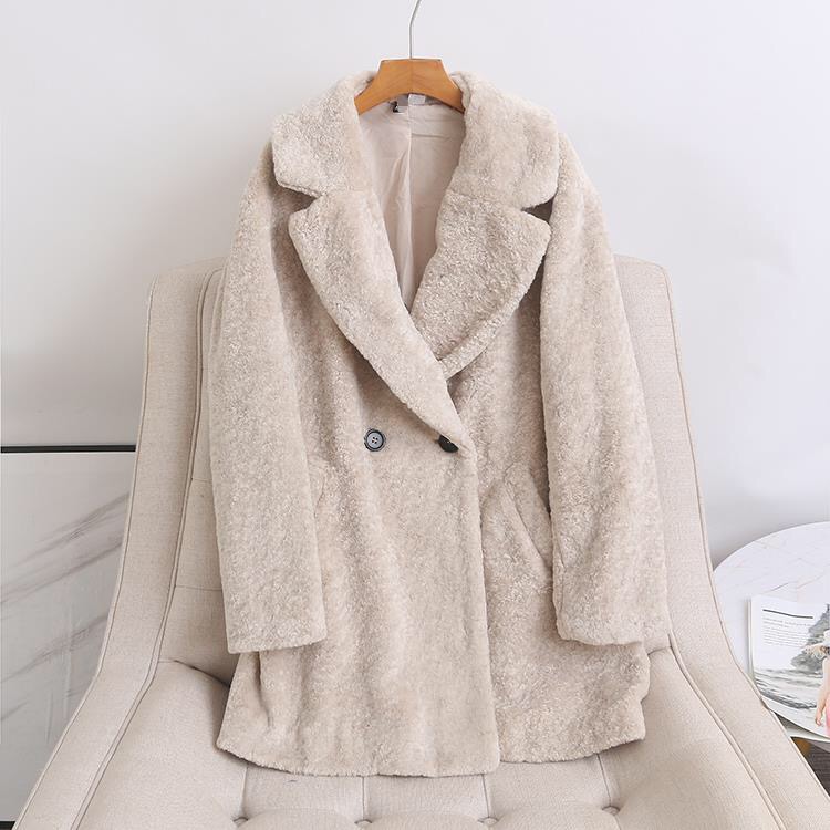 H&m เสื้อโค้ทกันหนาว เสื้อกันหนาว ขนเฟอร์ สีนู้ดเบจ FLUFFY COAT overcoat โค้ทวูล สีขาวครีม โค้ทขน สีขาวออฟไวท์ แบรนด์ H&M ขาว
