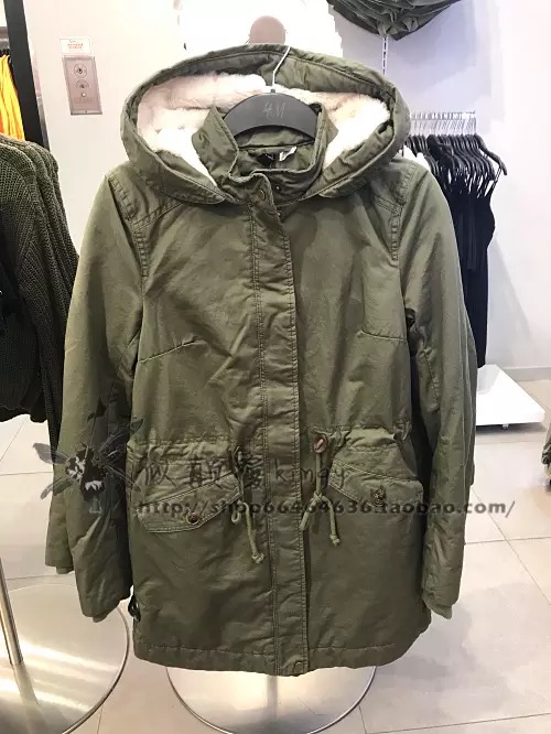 H&M เสื้อโค้ทฮู้ดกันหนาว เสื้อปาร์กา parka สีเขียว แบรนด์ H&M size S/M/L เขียว