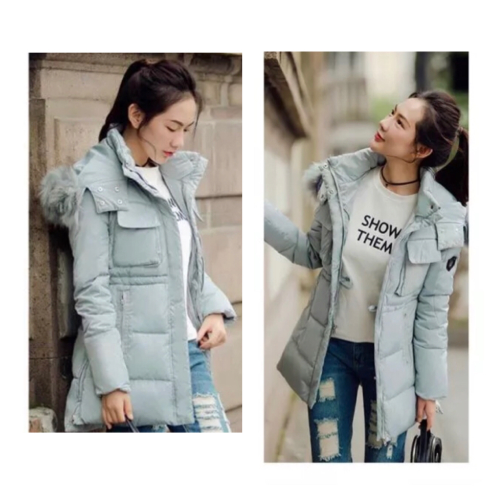 เสื้อกันหนาว เสื้อขนเป็ด🐥 แต่งเฟอร์ สีฟ้าเทา แบรนด์แคนนาดา หรู แพทเทินสวย งานเกรดพรีเมี่ยมมากๆคะ