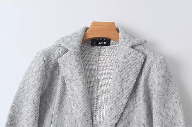 เสื้อโค้ท เสื้อกันหนาว เนื้อผ้าไหมพรม Knitting สีเทา แบรนด์ mohito