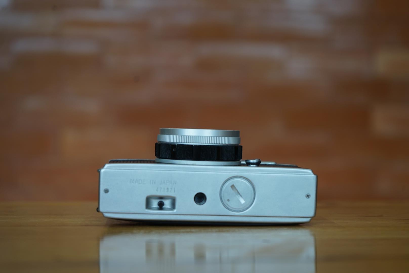 ★美品★ OLYMPUS-PEN EED F.Zuiko 32mm F1.7 Exc+4 ,Deep pink] Olympus PEN EED Half Frame F.Zuiko 32mm f1