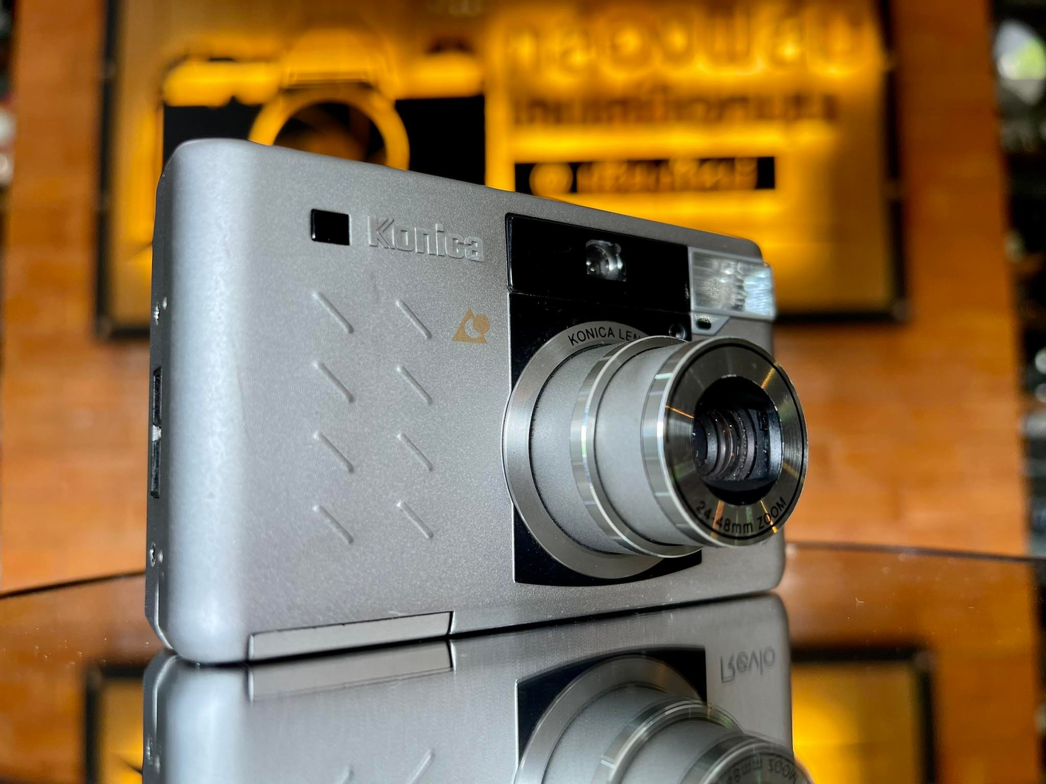 KONICA REVIO