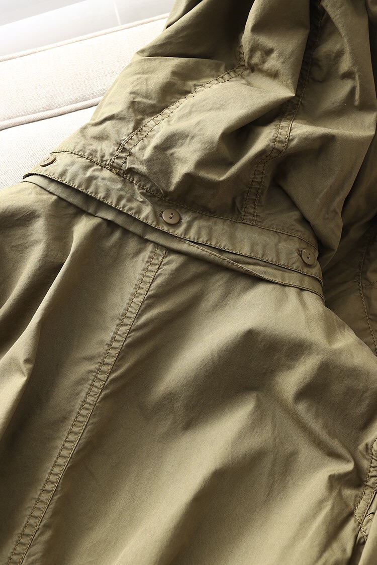 Outerwear Yessica by C&A เสื้อฮู้ดทหาร เสื้อทหาร สีเขียว หมวกฮู้ด เสื้อปาร์กา เสื้อนอก แบรนด์ Outerwear Yessica by C&Aงานสวย เท่ห์มาก คะ Size S/M/L/XL เขียวทหาร