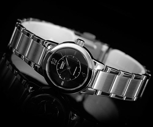 CASIO นาฬิกาคาสิโอ นาฬิกาข้อมือ นาฬิกากันน้ำ นาฬิกาของแท้ ประกันศูนย์ CMG 1 ปี รุ่น LTP-1230D-1C นาฬิกาสีเงิน