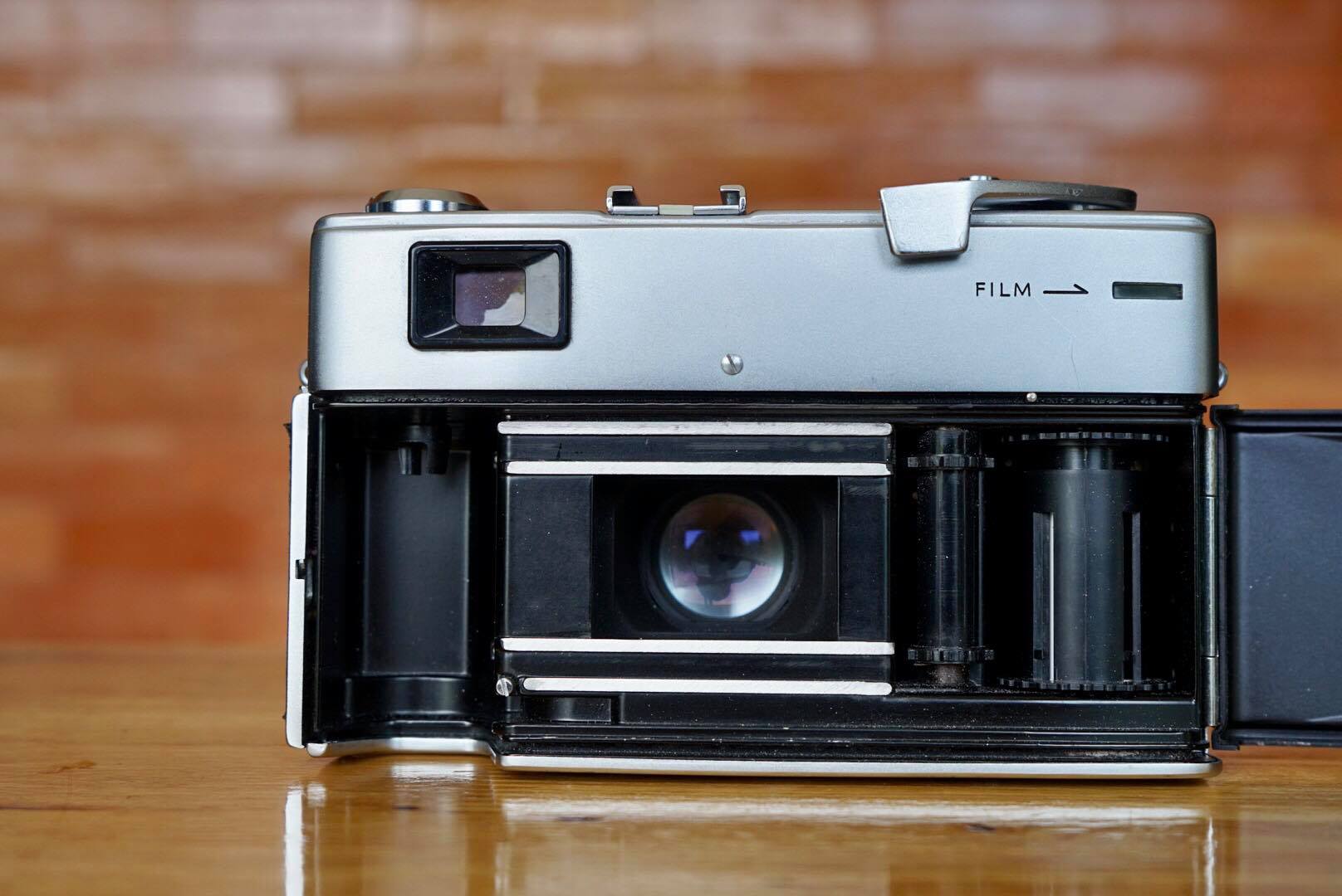 MINOLTA HI-MATIC 7S