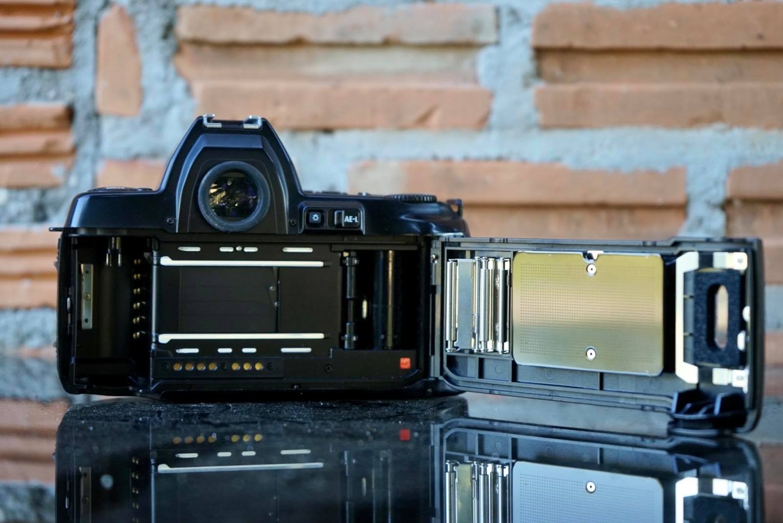 NIKON F801S(BODY)