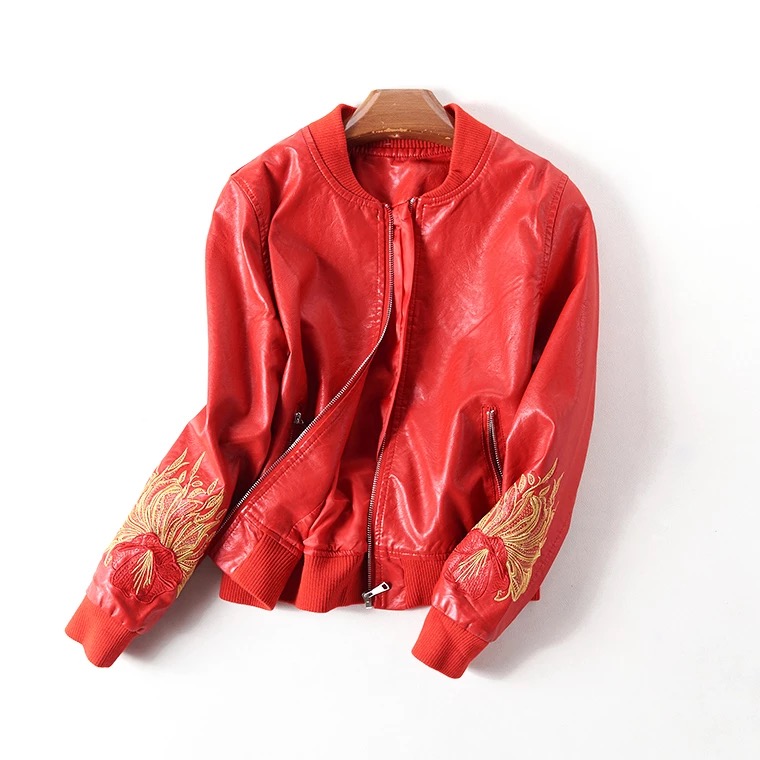 เสื้อหนัง แจ็คเก็ตหนัง สีแดง แต่งลายปักด้านหลัง&ปลายแขน สวยหรู เปรี้ยวเท่ห์มากๆคะ
