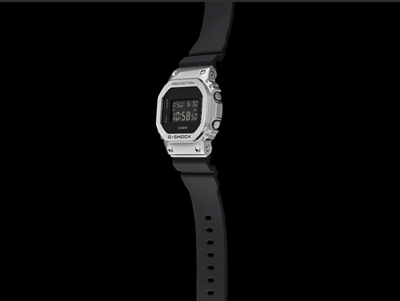 CASIO G-SHOCK นาฬิกาข้อมือ นาฬิกากันน้ำ นาฬิกาของแท้ ประกันศูนย์ CMG 1 ปี รุ่น GM-5600-1 นาฬิกาสีดำ