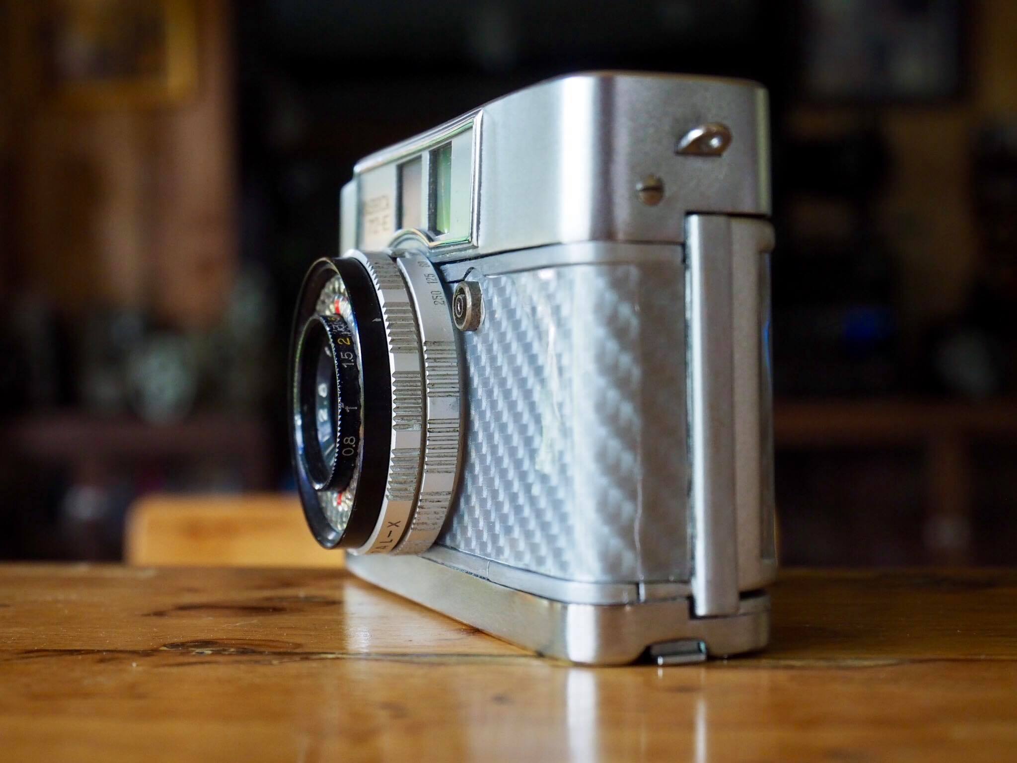YASHICA 72-E YASHINON 28MM.F2.8