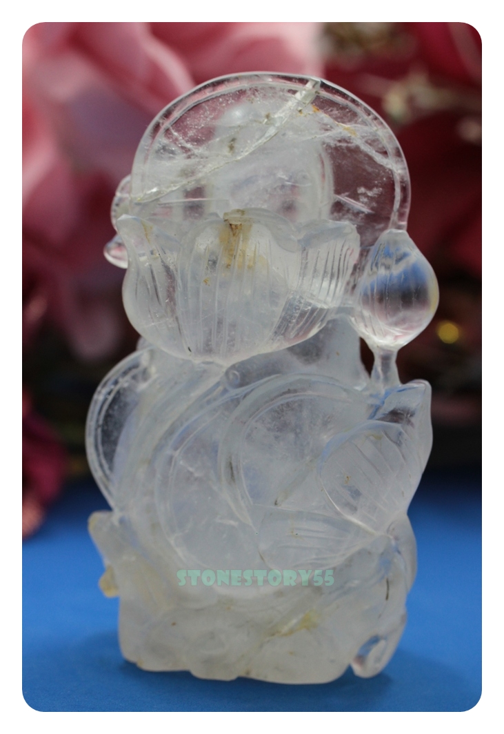 ควอทซ์แกะสลักเจ้าแม่กวนอิม