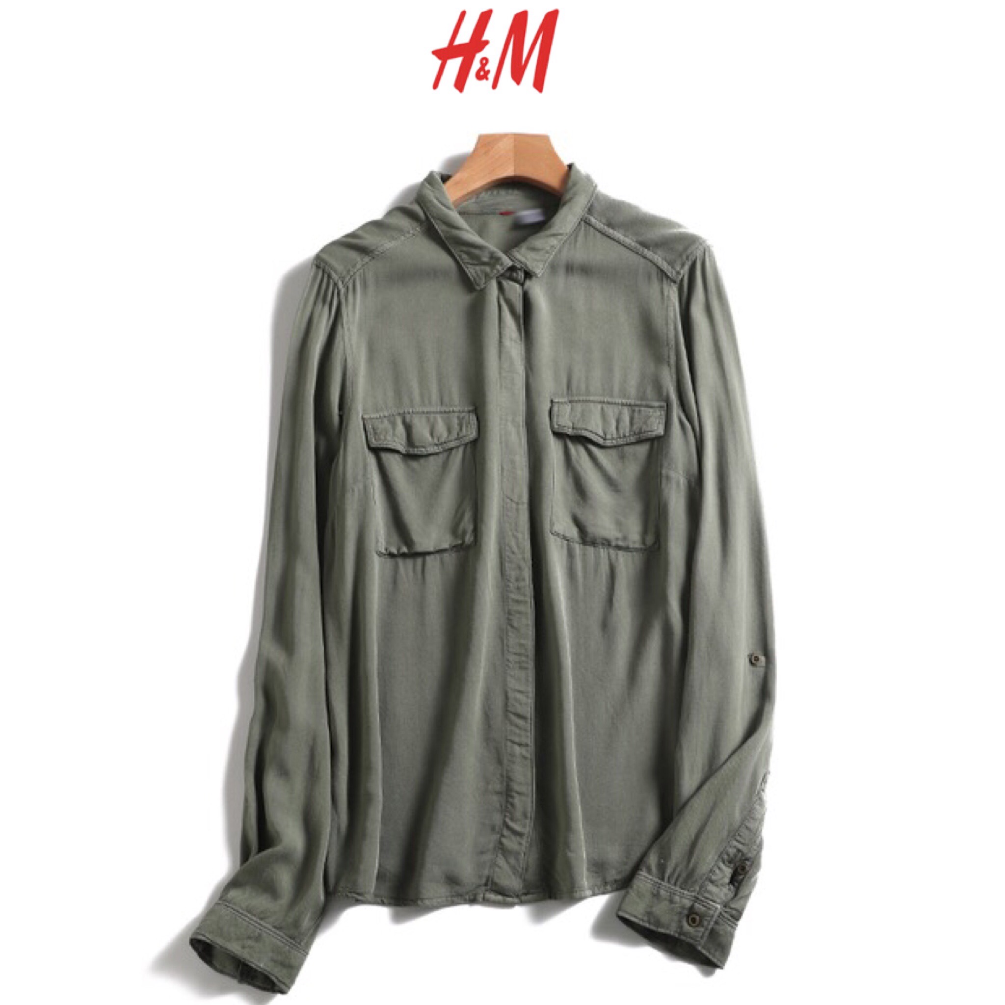 H&M (ตัดป้ายบางส่วน) เสื้อแจ็คเก็ต เสื้อเขียวทหาร เสื้อแขนยาว แบรนด์H&M แพทเทินสวย เท่ห์มาก คะ Size M/L/XL/XXL สำเนา เขียว
