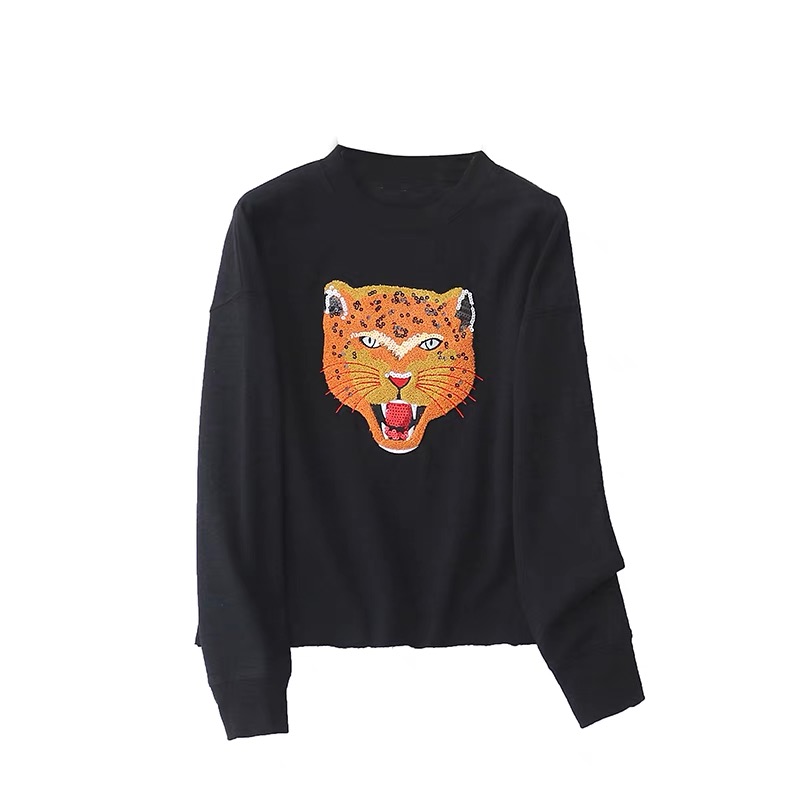 เสื้อหนาวไหมพรม สีดำ ลายปักเลื่อม หน้าเสือ FELINE เนื้อผ้ายืด นุ่ม สวย งานญี่ปุ่น sinsay คะ Size L