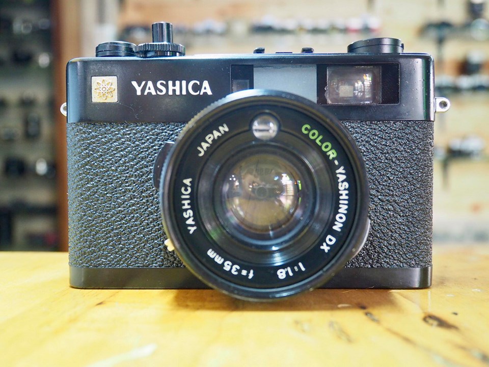 YASHICA ELECTRO35 CC COLOR YASHINON-DX 35MM.F1.8