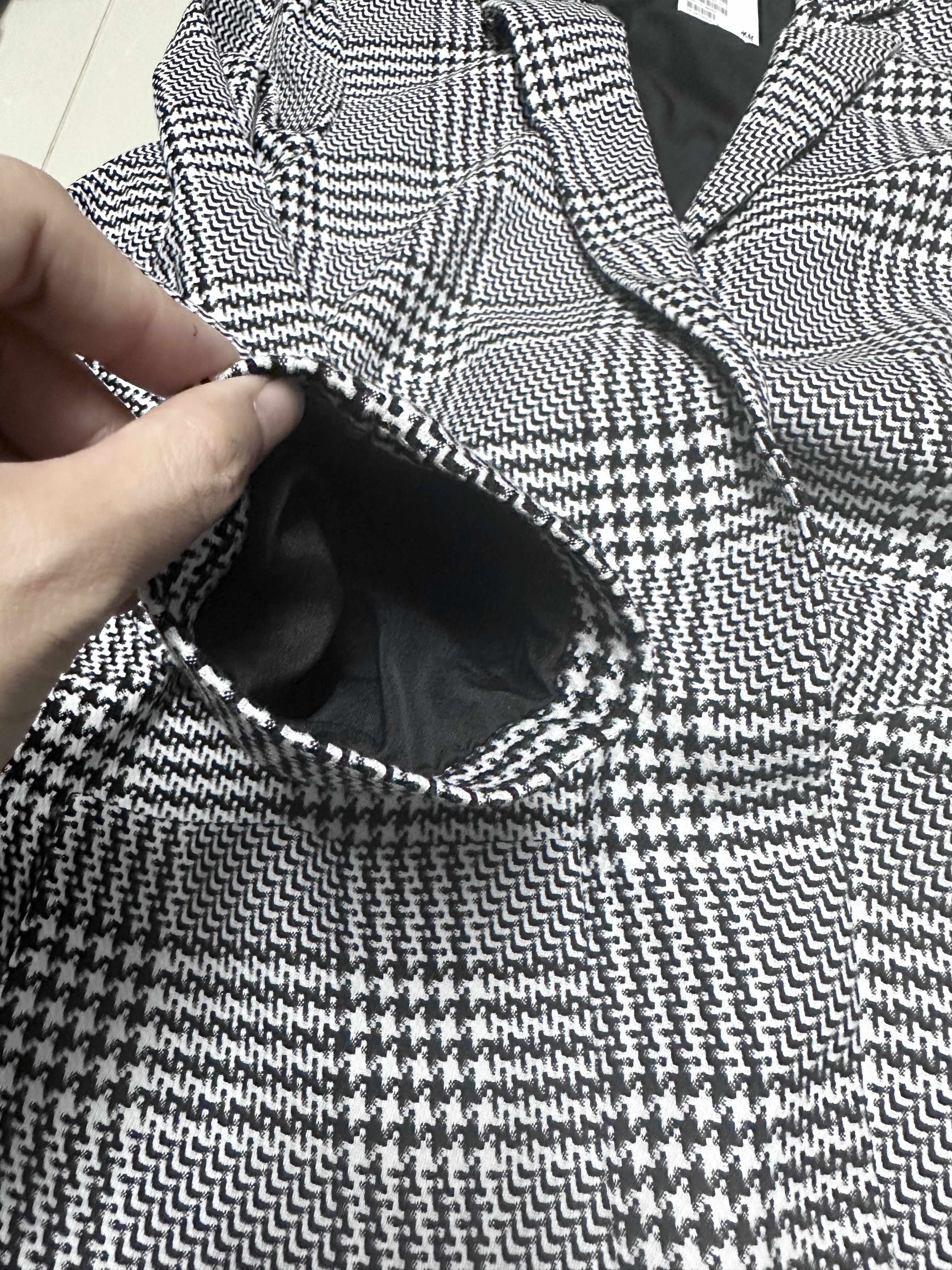 เสื้อโค้ท เสื้อคลุม ทรงสูท ลายตารางเทาดำ เสื้อคลุม เบลเซอร์ Blazer check ❄️แบรนด์✨H&M✨ แท้💯% แบรนด์ H&m