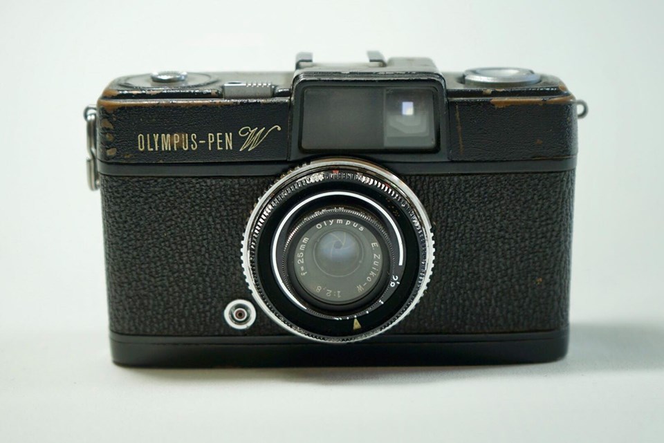 OLYMPUS - PEN WIDE OLYMPUS E.ZUIKO-W 25MM.F2.8