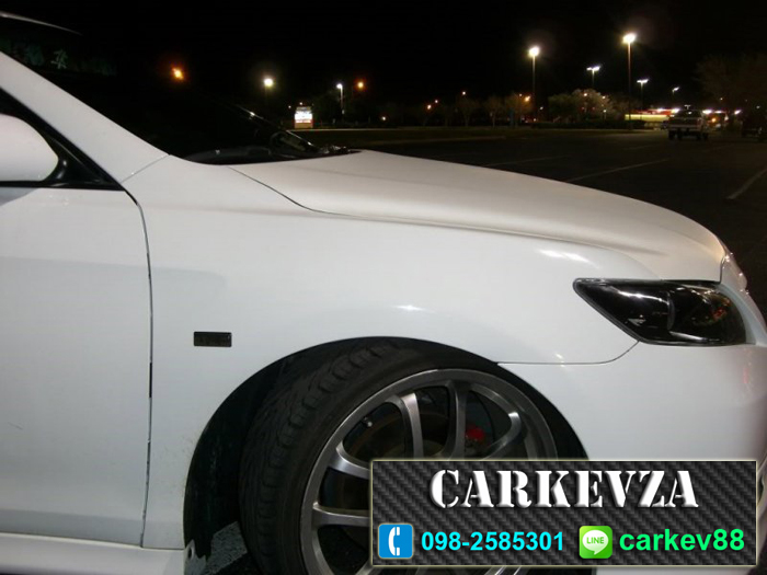 carbon 3D ลายใหญ่หนา 0.18mm 1.52x1m(Air bubble free)ขาว