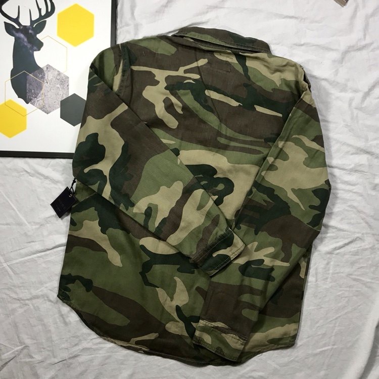 Forever21 เสื้อทหาร เสื้อคลุม สีลายพรางทหาร เสื้อนอก งานสวย เท่ห์มากคะ Forever21 ลายพราง