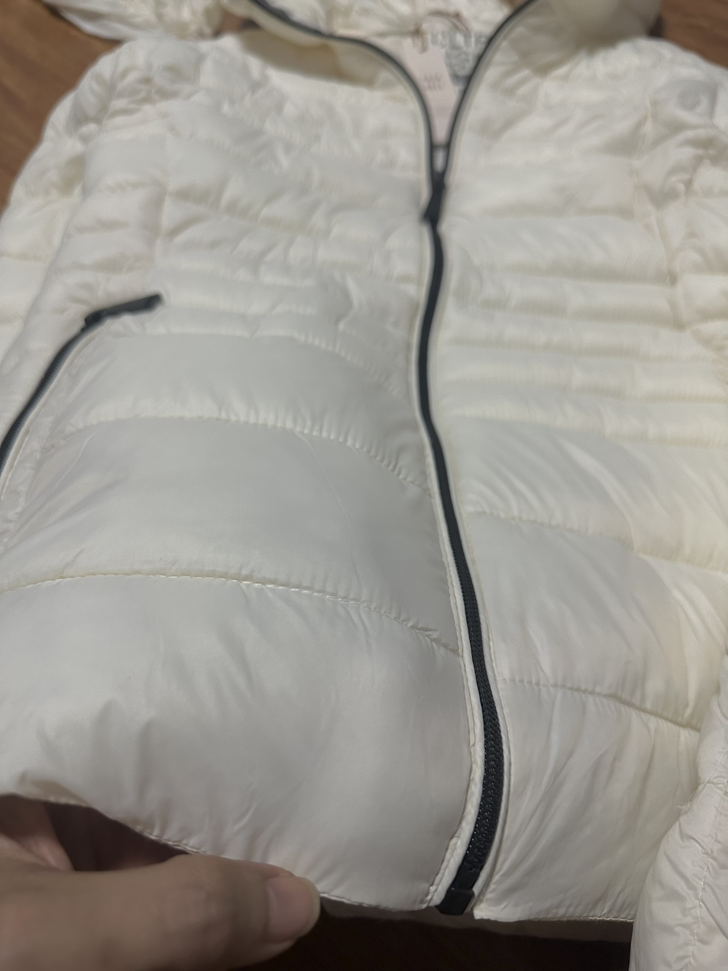 Love tree เสื้อกันหนาว บุนวมอุ่น แบรนด์ LOVE TREE ultra light packable (Padded puffer coat สำเนา สำเนา สำเนา